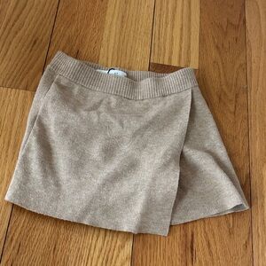 Tan knit skort